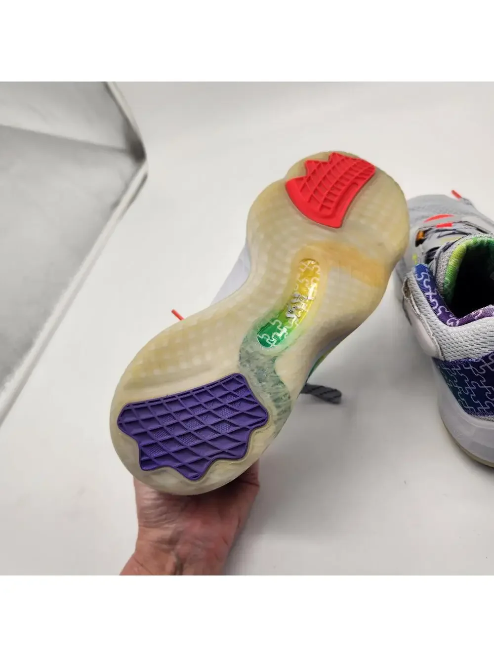Adidas D.O.N. Issue #3 Autism Awareness Basketball Shoes 8 - Picture 4 of 9